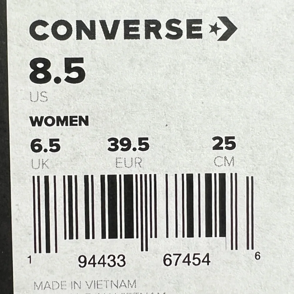 NWT Converse Chuck Taylor All Star Women’s Shoes - Picture 9 of 11